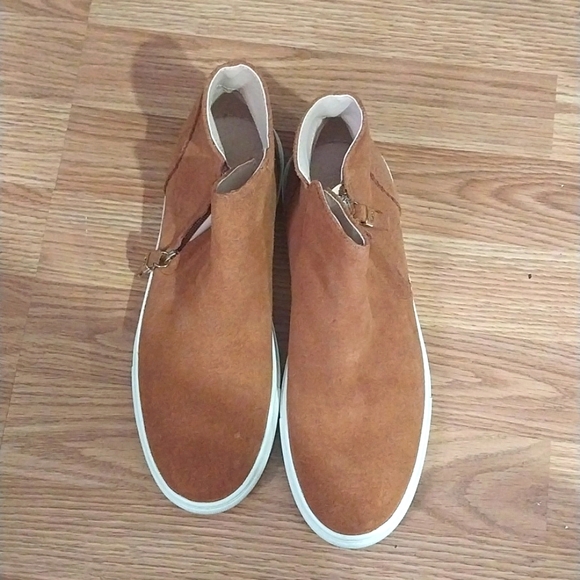 kate spade Shoes - EUC KATE SPADE WOMANS SHOES